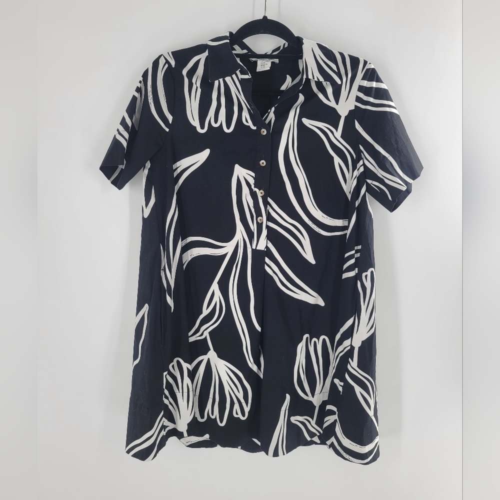 Black White Abstract Floral Print Short Sleeve Collared Button Down Shirt Dress - Picture 3 of 6